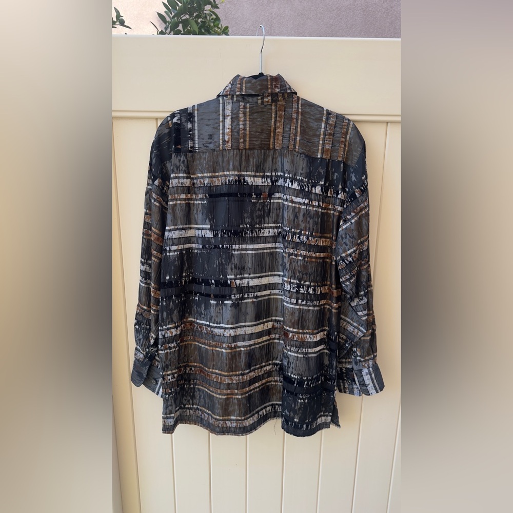 Inserch Abstract Pattern Shirt. From Italy. - Picture 3 of 4